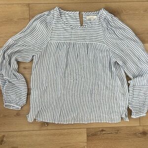 Loft size M navy and cream pin stripe super soft blouse